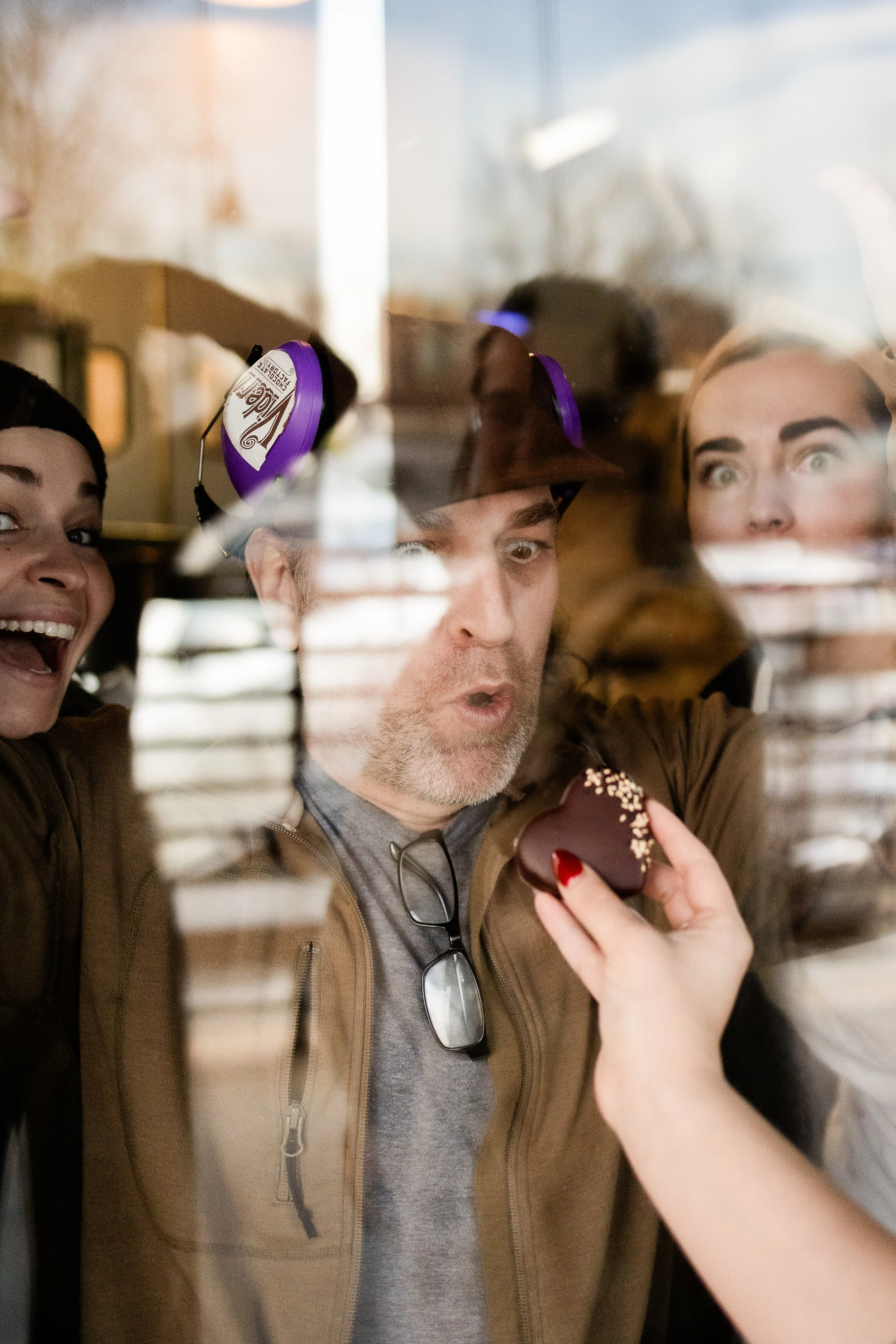 チョコボーイ　レジカウンター Behind The Bars at Maverick Chocolate Co. - Cincinnati Magazine
